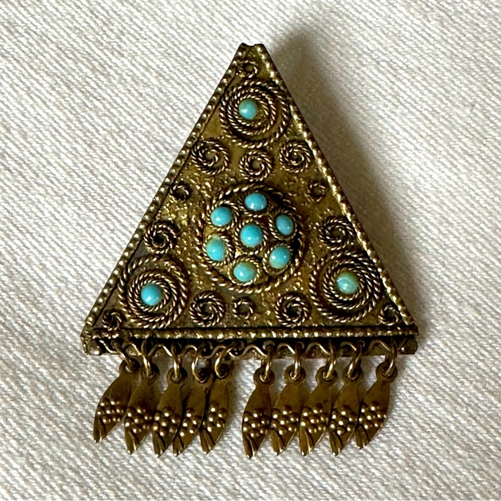 Broach, charm, handmade vintage piece made in Israel, Turquoise.
